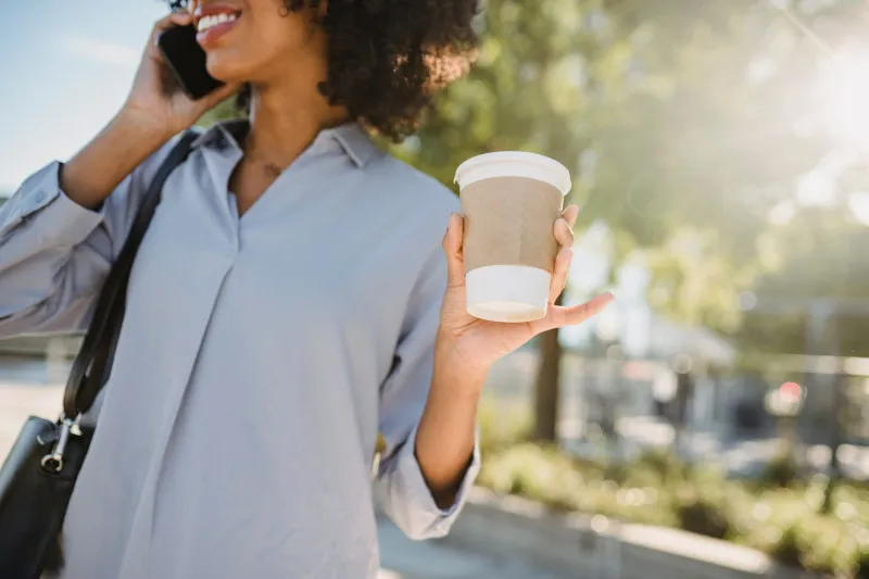 Staccare la Spina, Accendere la Vita: Il Nuovo Benessere degli Italiani Offline